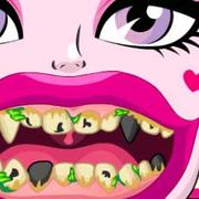 Draculaura Bad Teeth