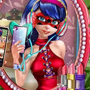 Fashion Selfie Addiction